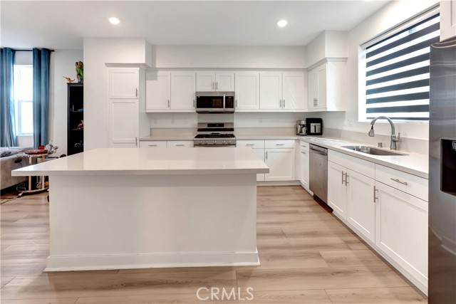 MLS #OC25244510 image #4