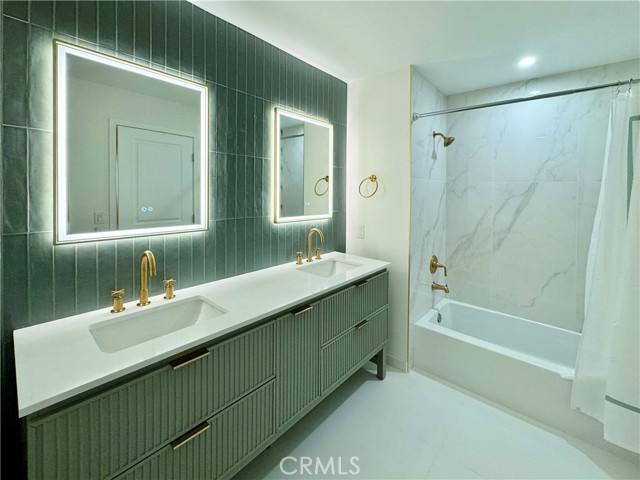 MLS #OC25244516 image #39