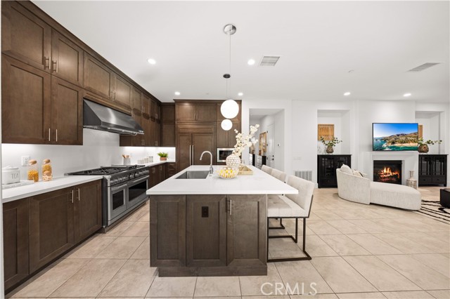 MLS #OC25244550 image #12