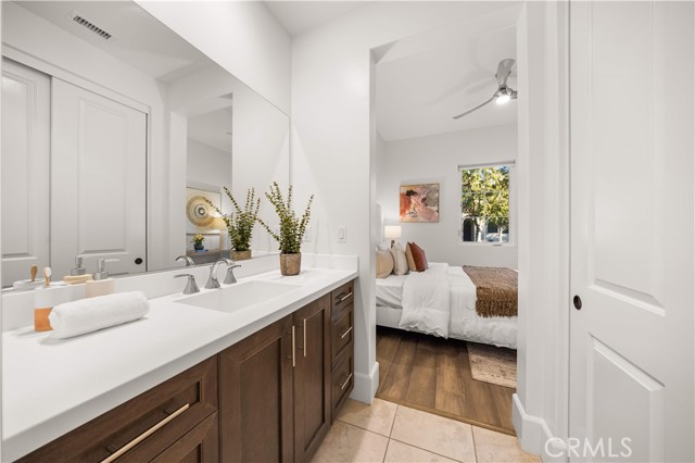 MLS #OC25244550 image #28