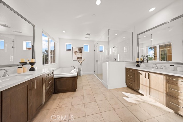 MLS #OC25244550 image #36