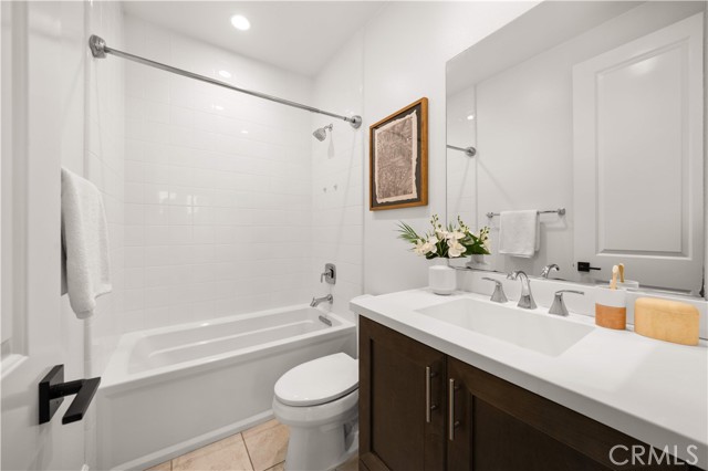 MLS #OC25244550 image #41