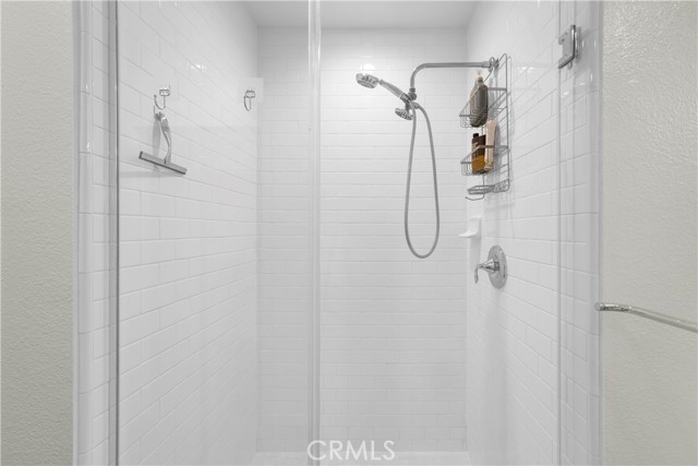 MLS #OC25244552 image #17
