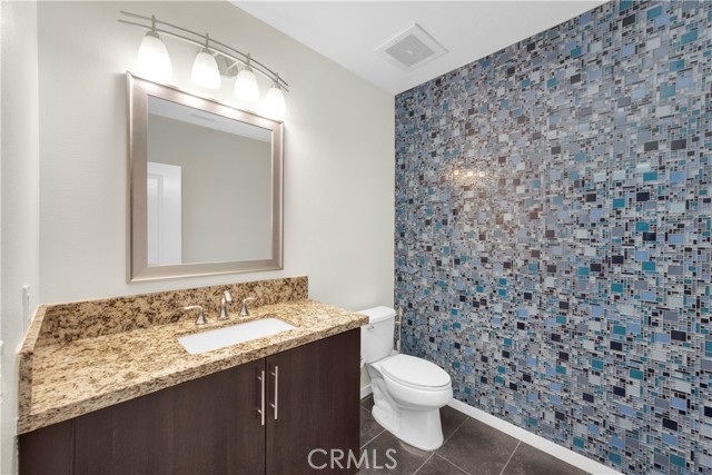 MLS #OC25244552 image #20
