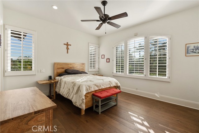 MLS #OC25244572 image #26