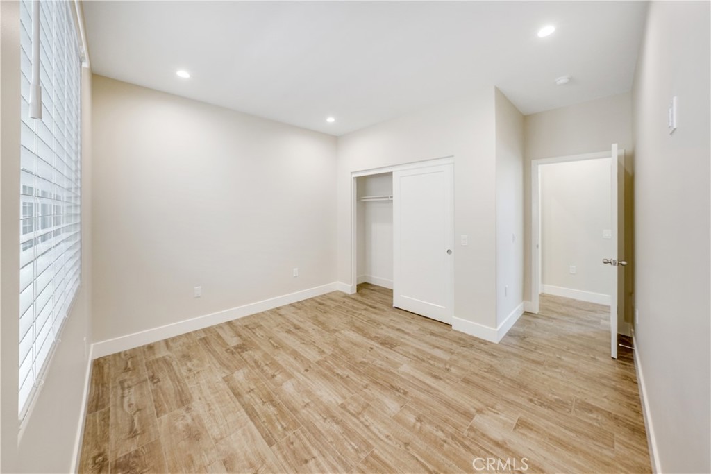 MLS #OC25244712 image #15