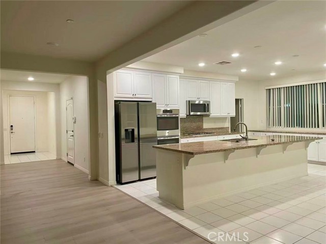 MLS #OC25244717 image #5