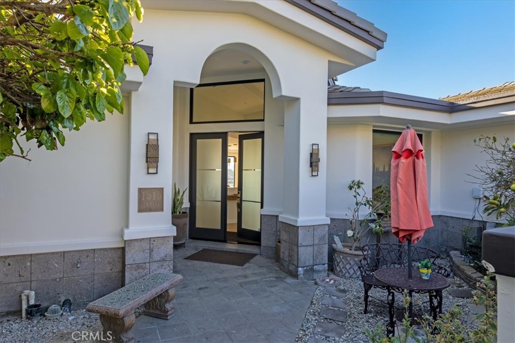 MLS #OC25244818 image #1