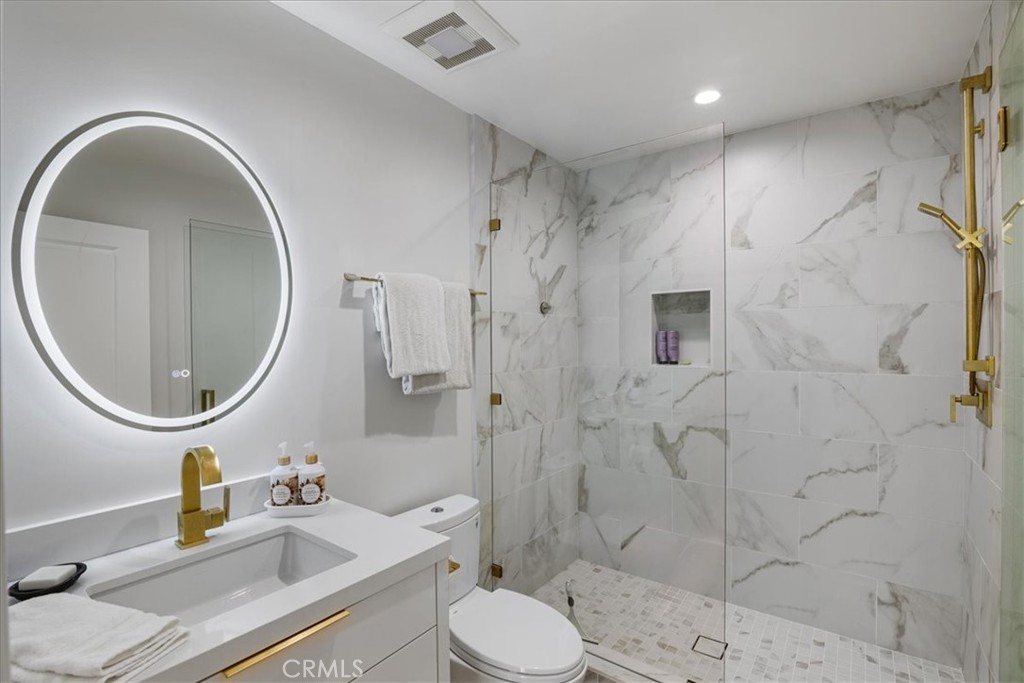 MLS #OC25244818 image #18