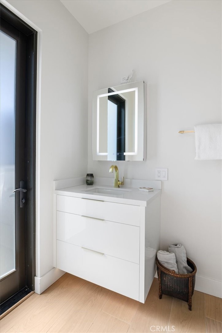 MLS #OC25244818 image #30