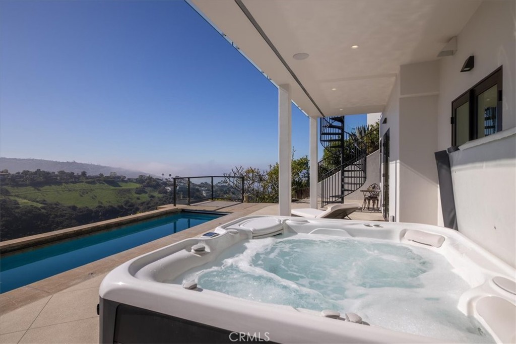 MLS #OC25244818 image #40