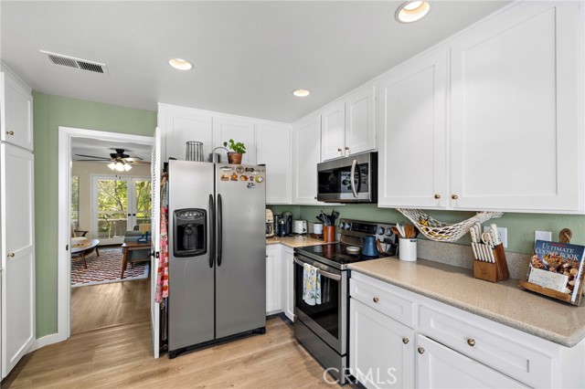 MLS #OC25244870 image #19