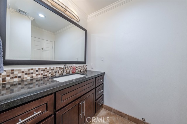 MLS #OC25244880 image #22