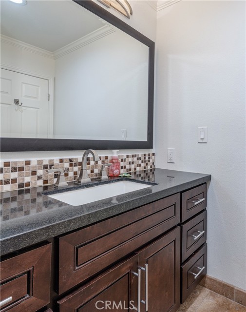 MLS #OC25244880 image #23