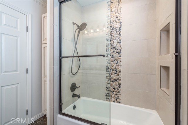 MLS #OC25244880 image #34