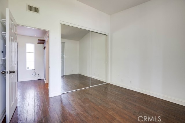 MLS #OC25244961 image #16