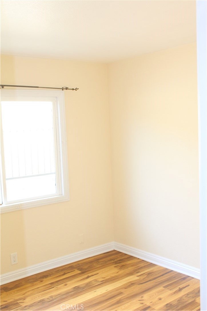 MLS #OC25245187 image #14