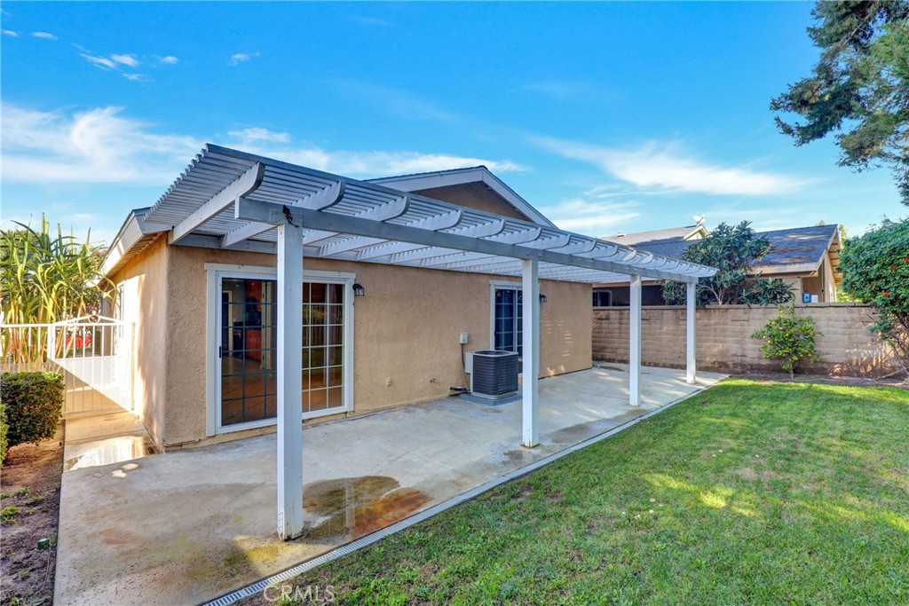 MLS #OC25245187 image #29