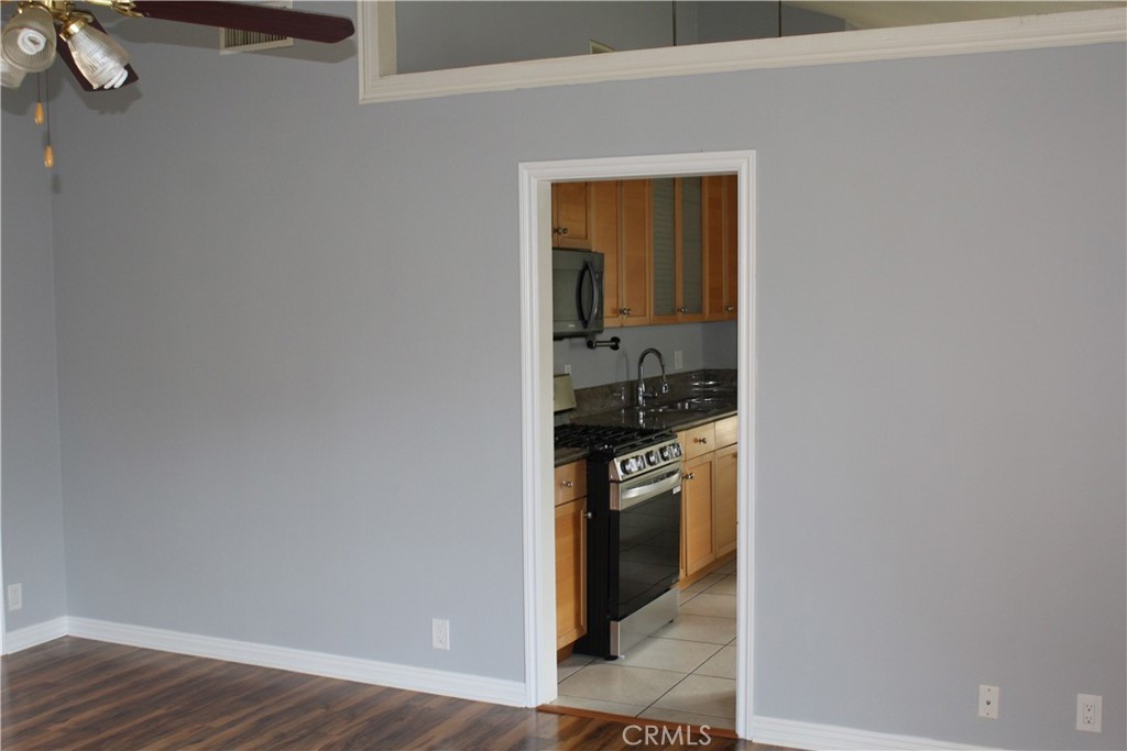 MLS #OC25245187 image #6