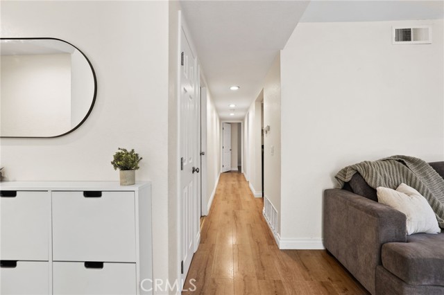 MLS #OC25245207 image #14