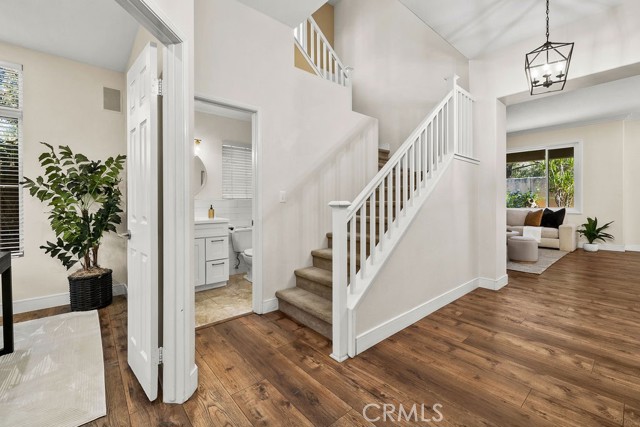 MLS #OC25245226 image #1