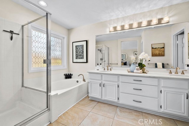 MLS #OC25245226 image #22