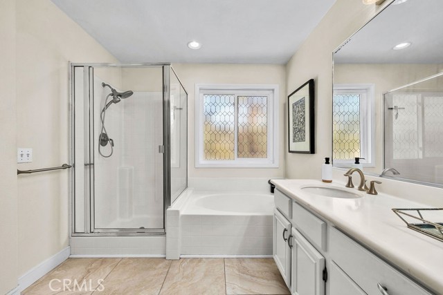 MLS #OC25245226 image #23