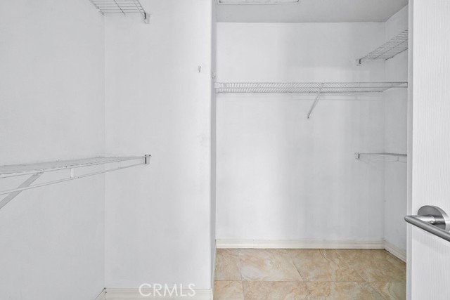 MLS #OC25245226 image #24