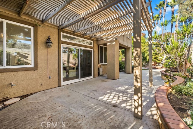 MLS #OC25245226 image #32