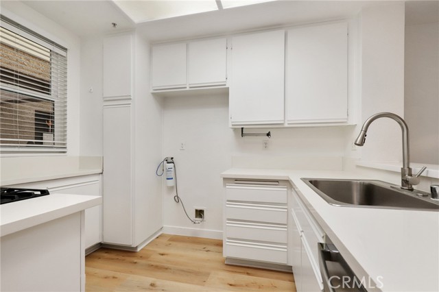 MLS #OC25245249 image #6