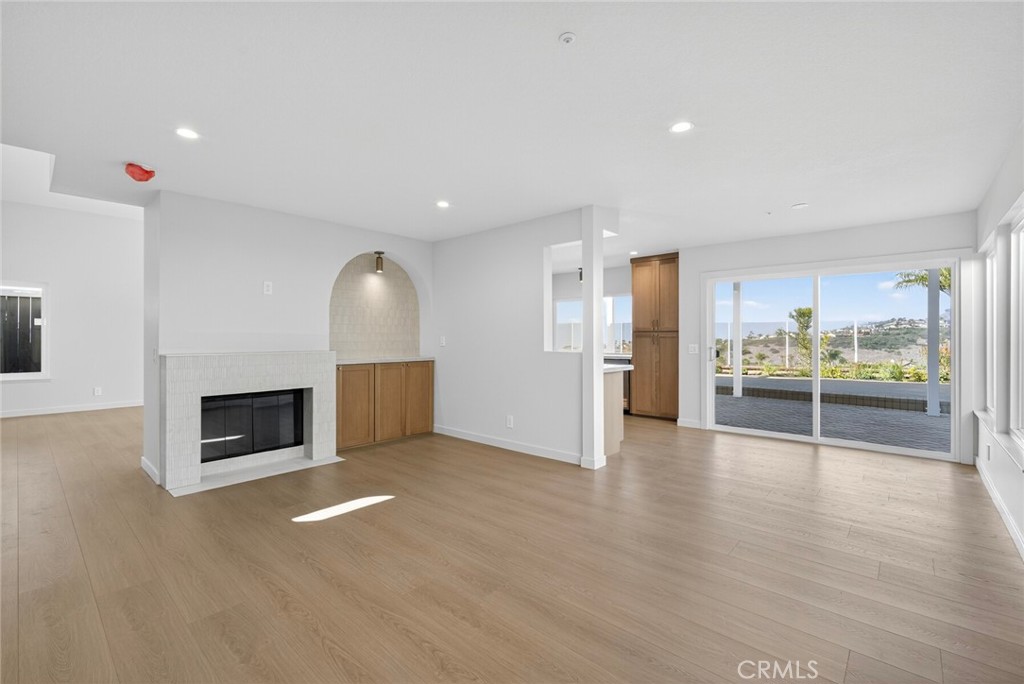 MLS #OC25245288 image #11