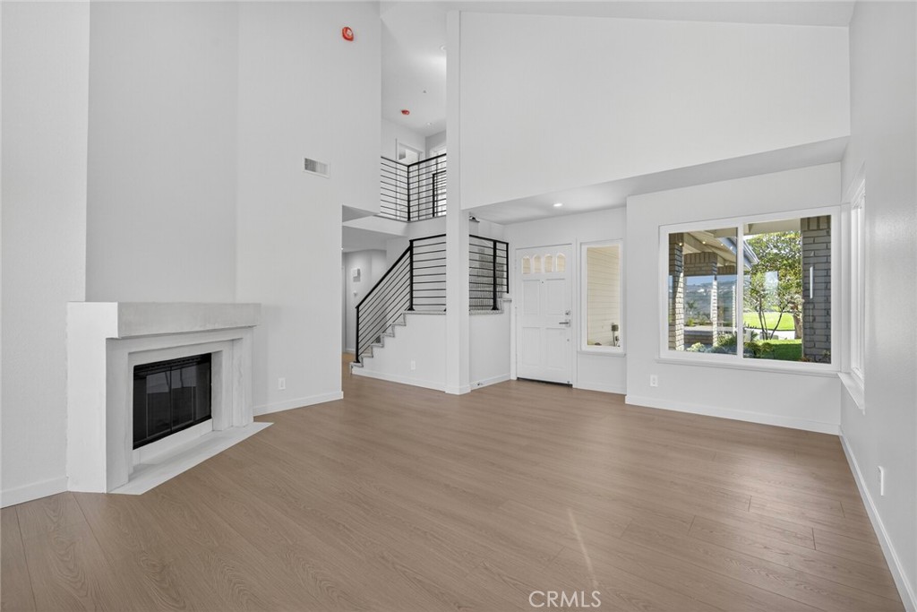 MLS #OC25245288 image #12