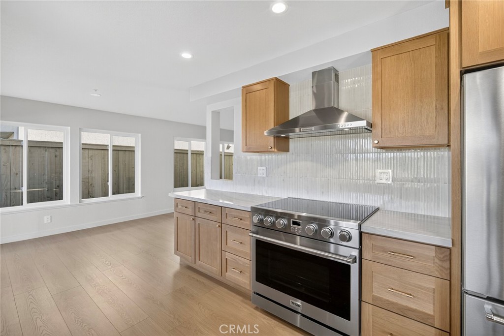 MLS #OC25245288 image #18