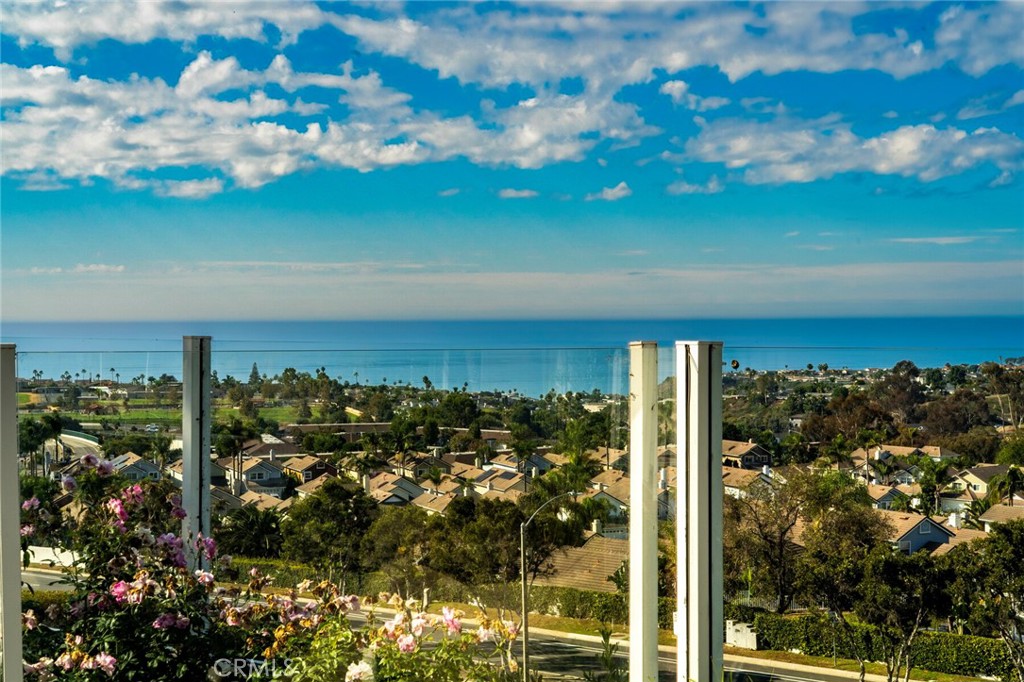 MLS #OC25245288 image #2