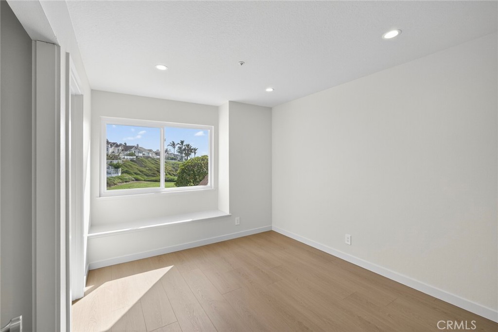 MLS #OC25245288 image #41