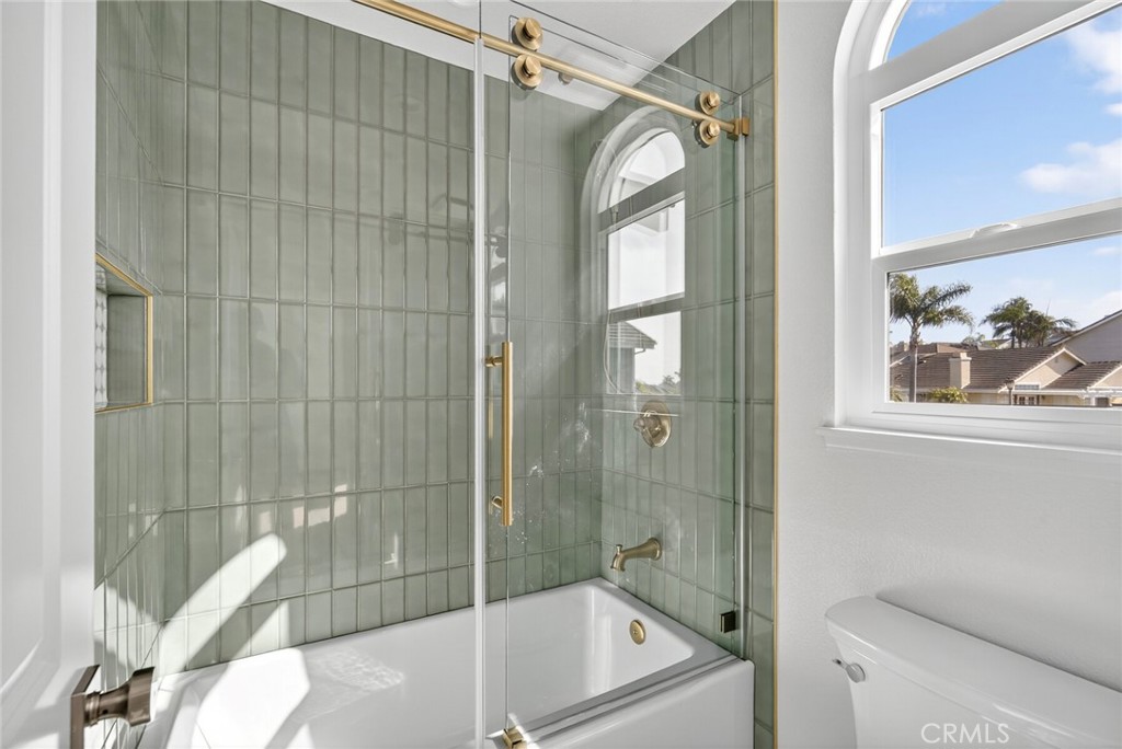 MLS #OC25245288 image #46