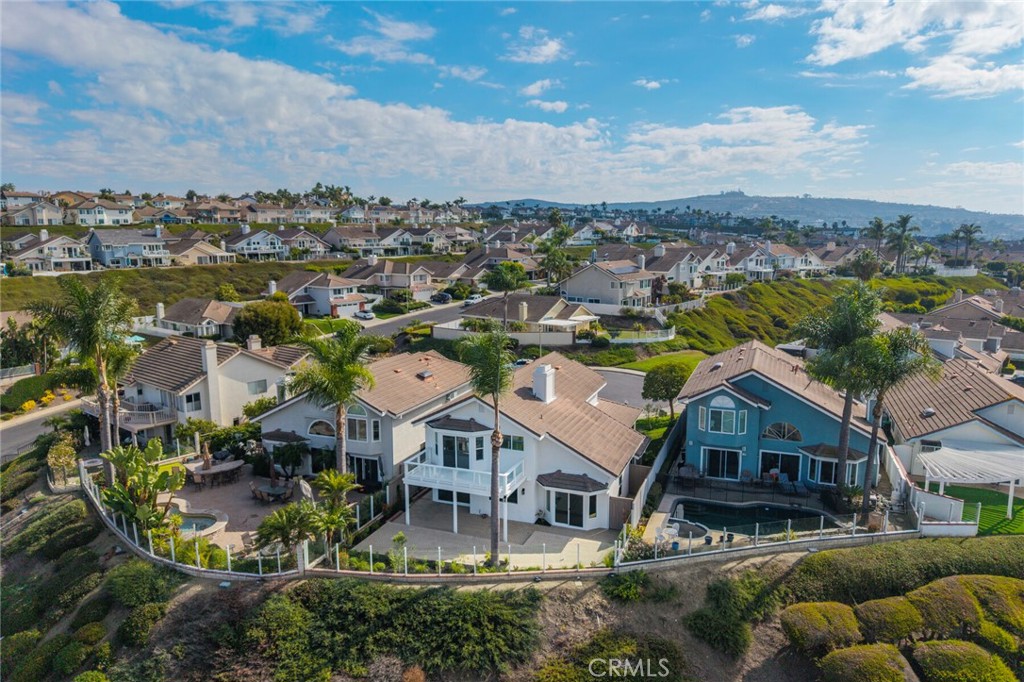 MLS #OC25245288 image #57