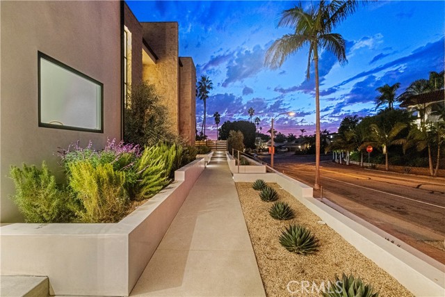 MLS #OC25245331 image #31