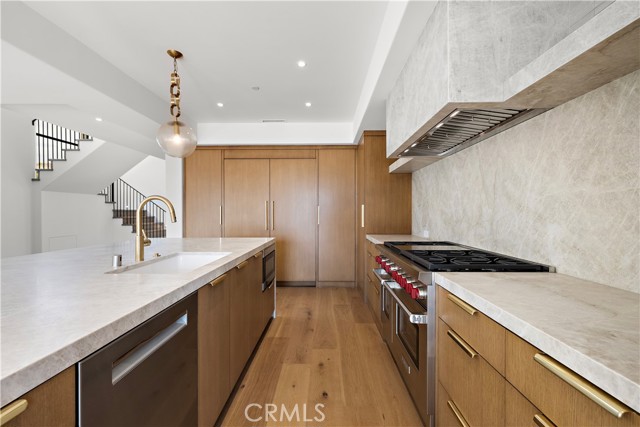 MLS #OC25245331 image #6