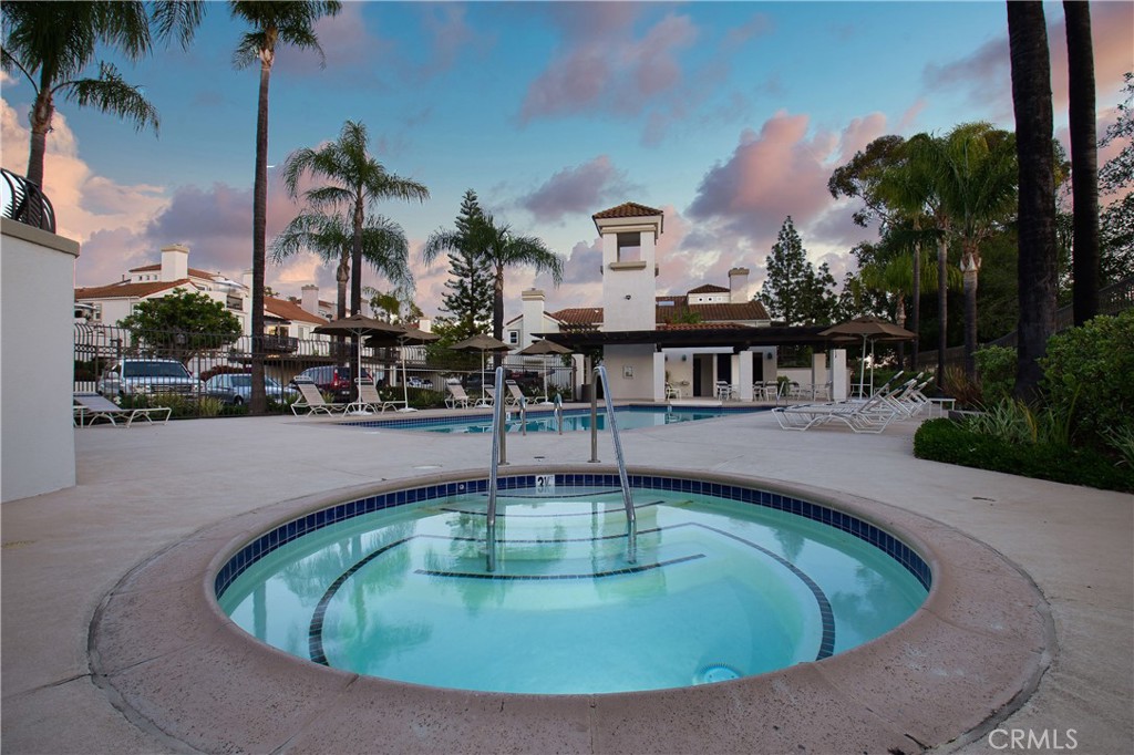 MLS #OC25245379 image #21