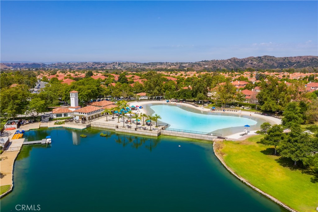 MLS #OC25245379 image #29