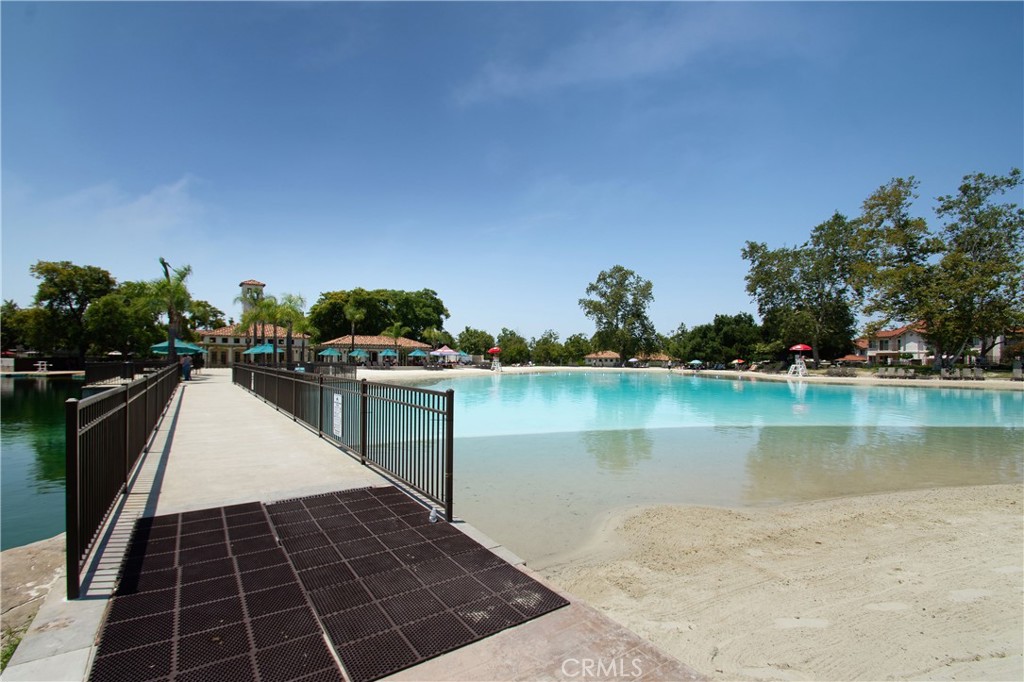 MLS #OC25245379 image #33