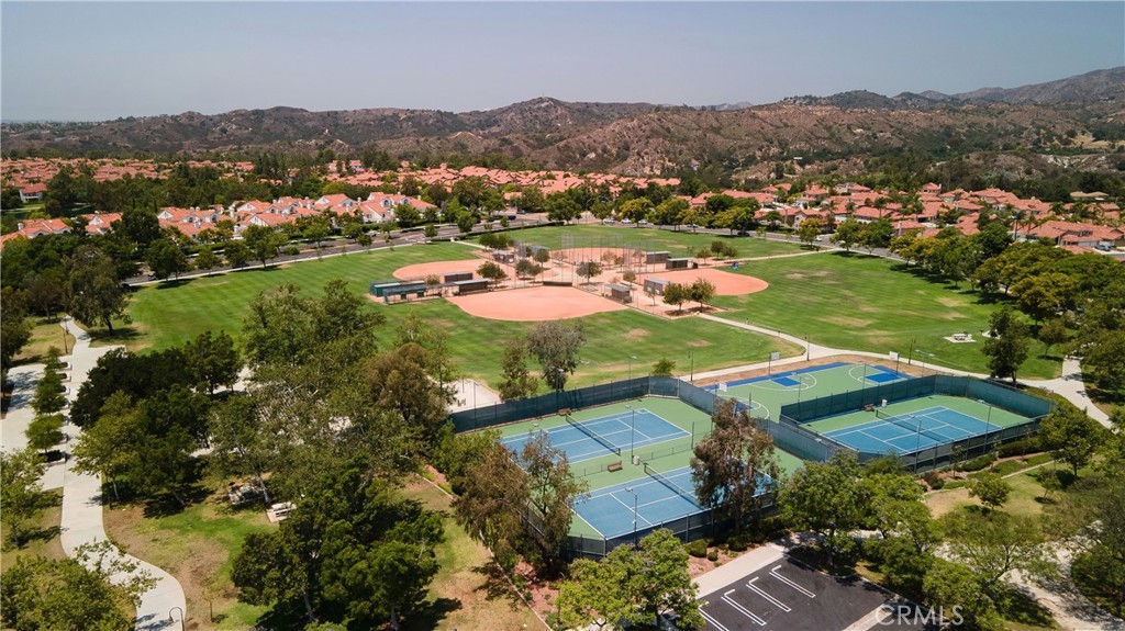 MLS #OC25245379 image #38