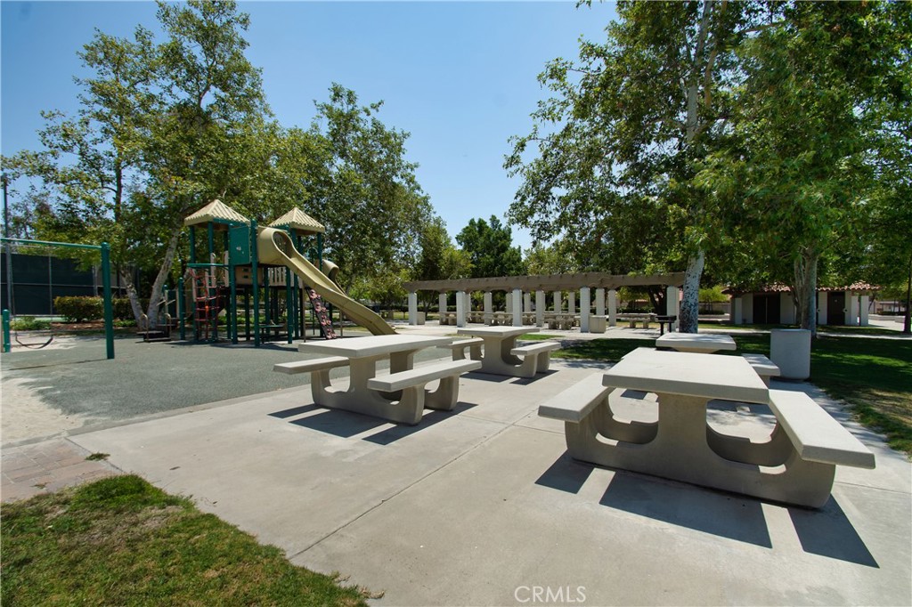 MLS #OC25245379 image #41