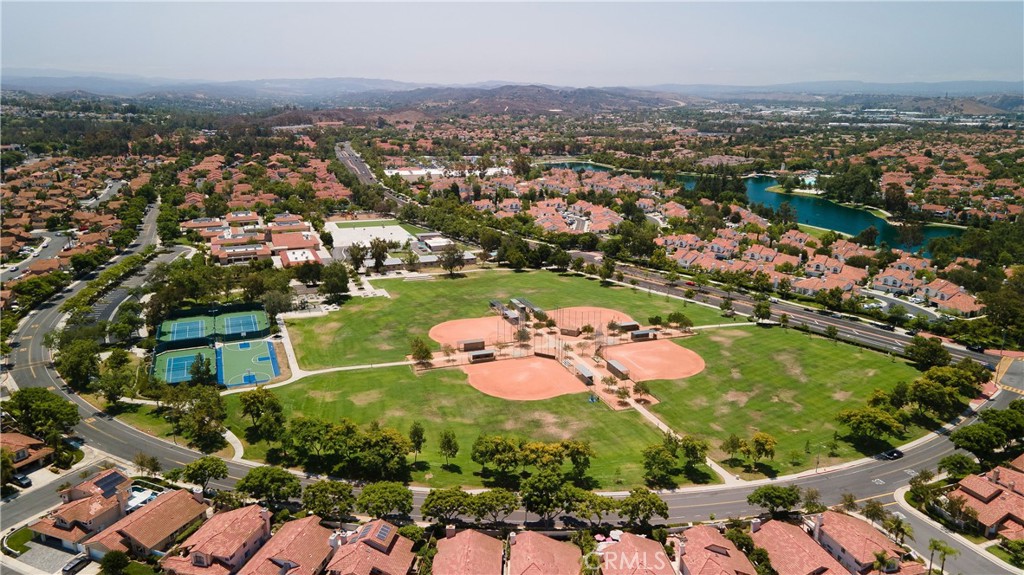 MLS #OC25245379 image #47