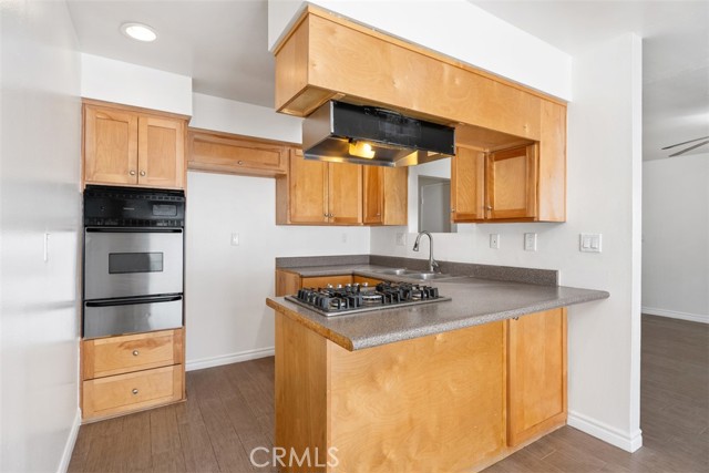 MLS #OC25245392 image #16