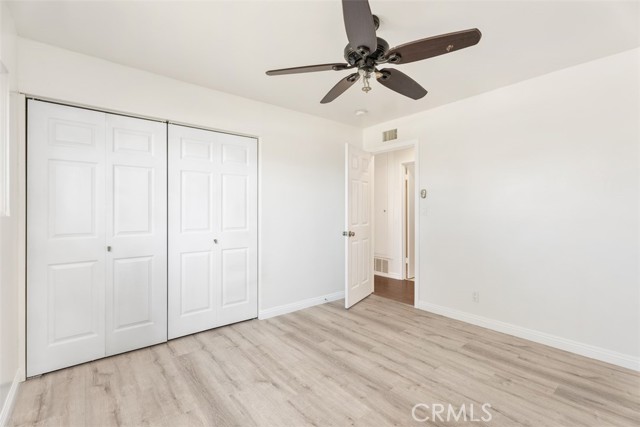 MLS #OC25245392 image #22