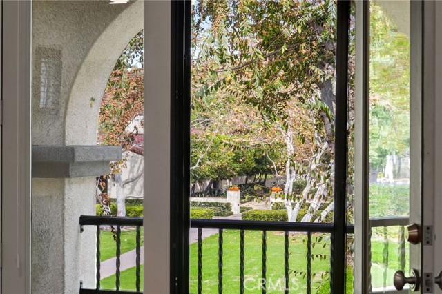 MLS #OC25245408 image #14