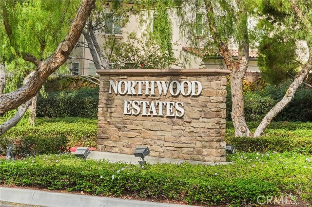 MLS #OC25245408 image #29