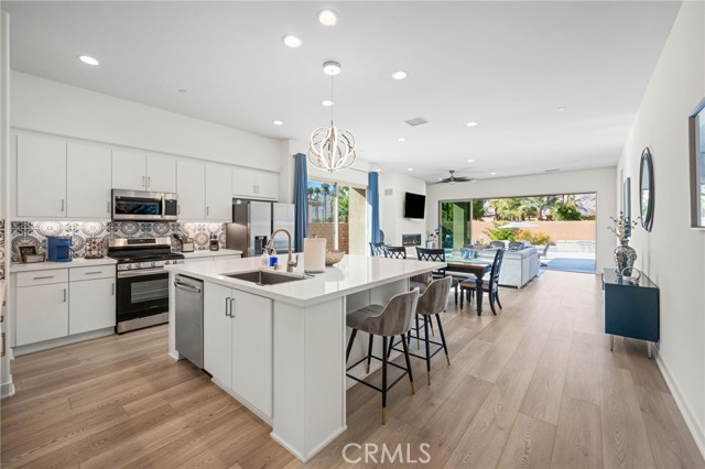 MLS #OC25245423 image #14